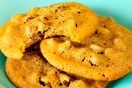 chocolate chip cookie molasses image
